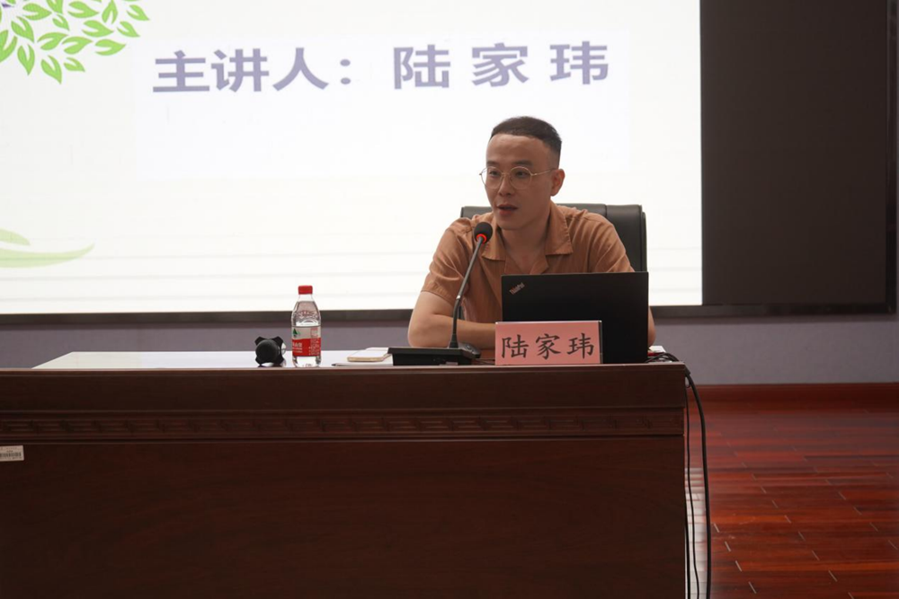 4c4009e9459446fba9212e2161e4326a.png 4c4009e9459446fba9212e2161e4326a.png