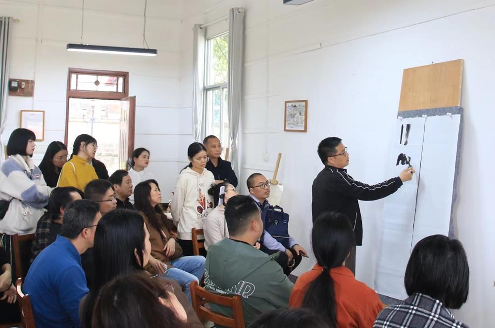 adb792849355421ebe6bd006371f396a.jpg adb792849355421ebe6bd006371f396a.jpg