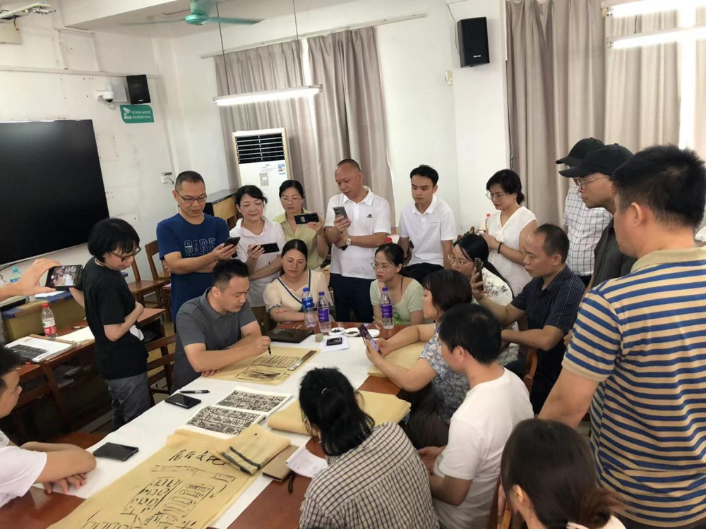 879e70addf7f4fd4984afb7a8ca288f8.png 879e70addf7f4fd4984afb7a8ca288f8.png